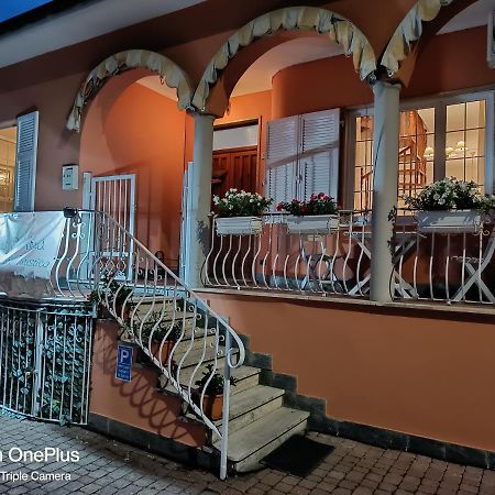 Mina E Arna' Villa Arcola Bagian luar foto
