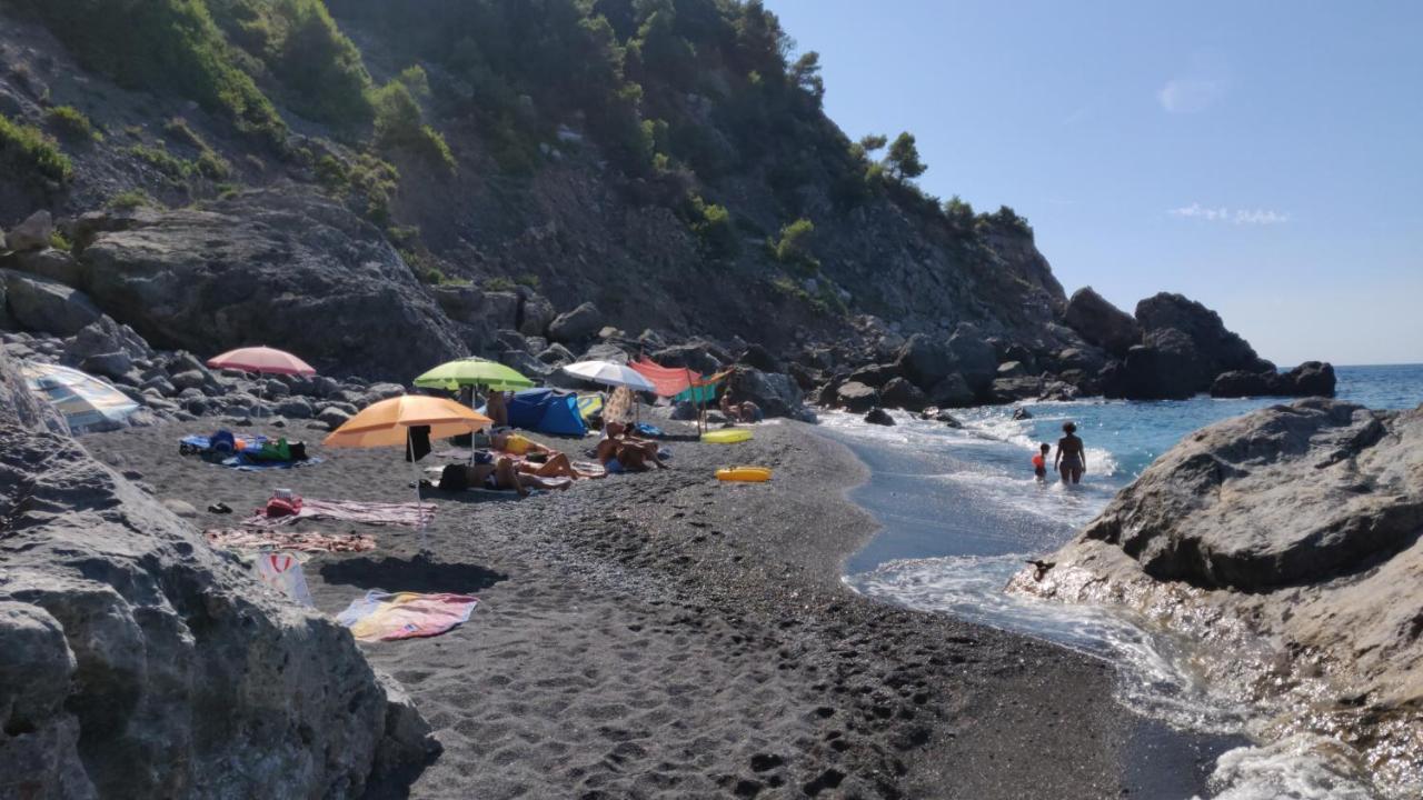 Mina E Arna' Villa Arcola Bagian luar foto